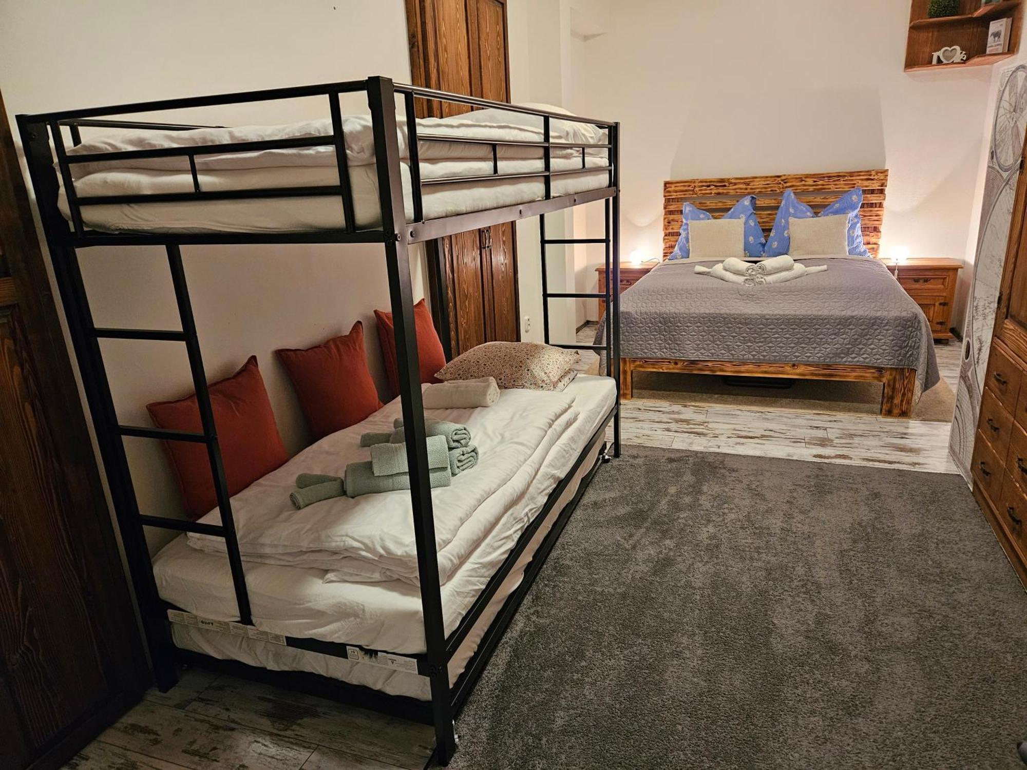 Apartman David - Ad Magura ドノヴァリ エクステリア 写真